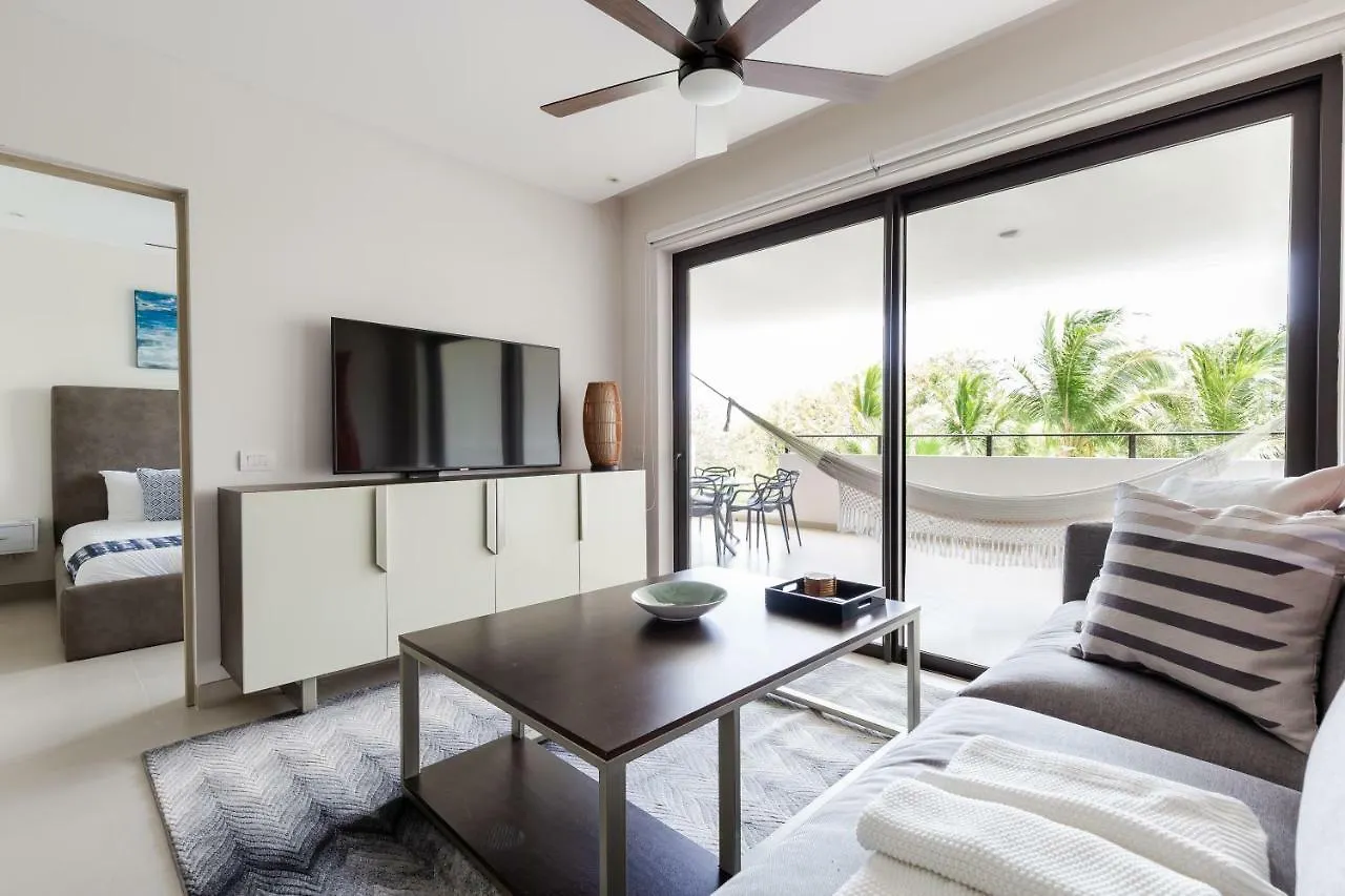 Condo Maxim E 305 Condo Плая-дель-Кармен